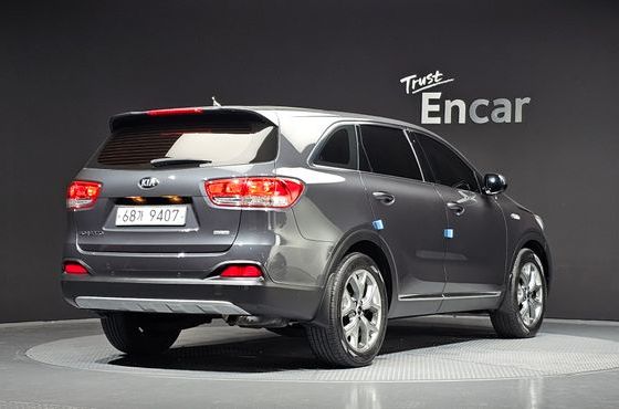 Kia Sorento Diesel 2.0 2WD Deluxe — пробег 125 098 км — фото 2 из 5