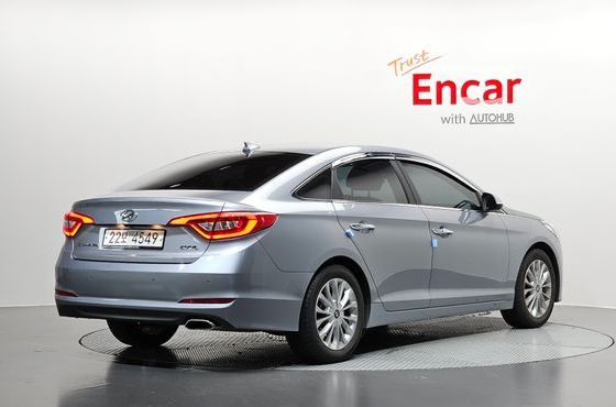Hyundai Sonata 2.0 Smart — пробег 13 830 км — фото 2 из 5