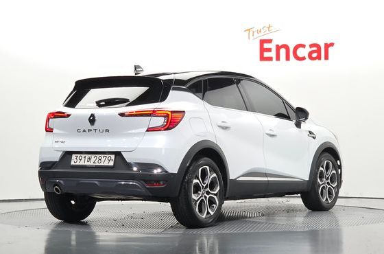 Renault (Samsung) Captur 1.3 TCe Edition Paris — пробег 23 102 км — фото 2 из 5