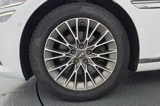 Genesis G80 Diesel 2.2 AWD — пробег 308 207 км — фото 5 из 5