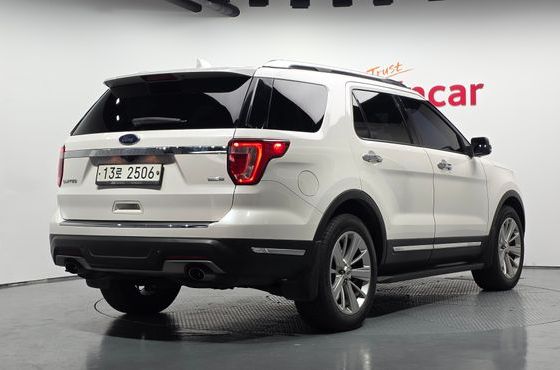 Ford Explorer 2.3 Limited 4WD 5th — пробег 110 755 км — фото 2 из 5