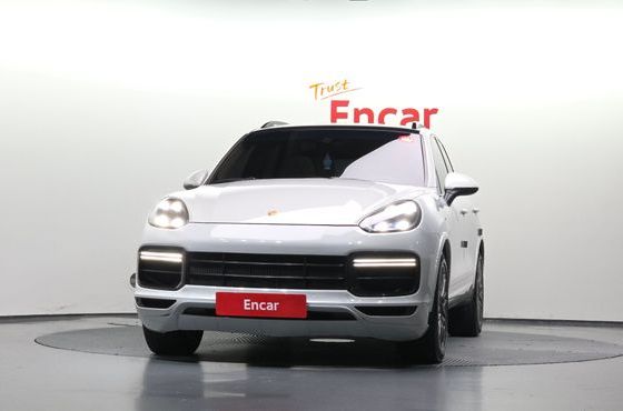 Porsche Cayenne 3.0 Diesel Platium Edition 958 — пробег 179 674 км — фото 3 из 5