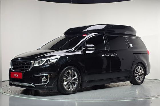 Kia Carnival Gasoline 7-seater Hi-Limousine President — пробег 104 492 км — фото 1 из 5