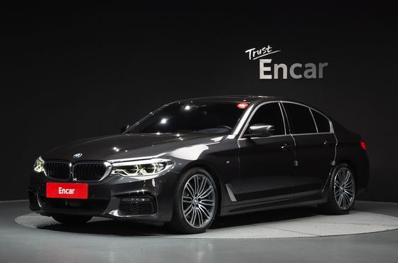 BMW 5-Series 530i xDrive M Sport Package Plus — пробег 57 655 км — фото 1 из 5