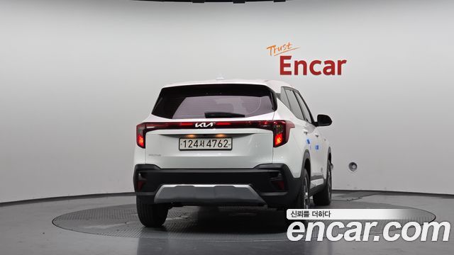 Kia Seltos из Кореи Encar