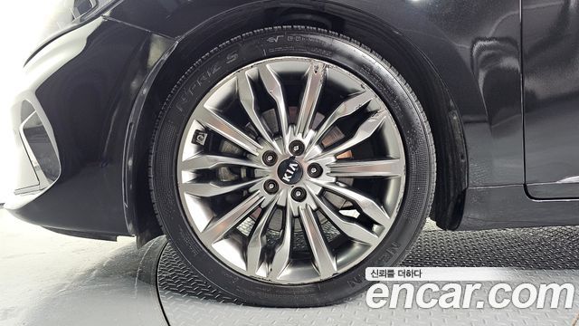 Kia K7 из Кореи Encar