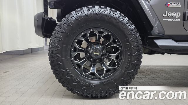 Jeep Wrangler 2.0 Sahara 4Door — пробег 182 135 км — фото 5 из 5