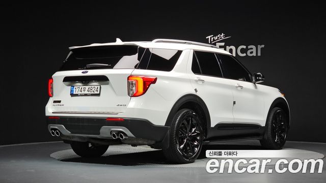 Ford Explorer 3.0 Platinum 4WD — пробег 34 104 км — фото 2 из 5