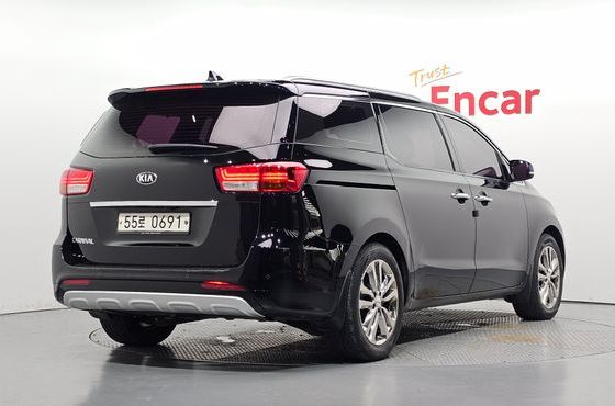 Kia Carnival 9-seater Prestige — пробег 188 762 км — фото 2 из 5