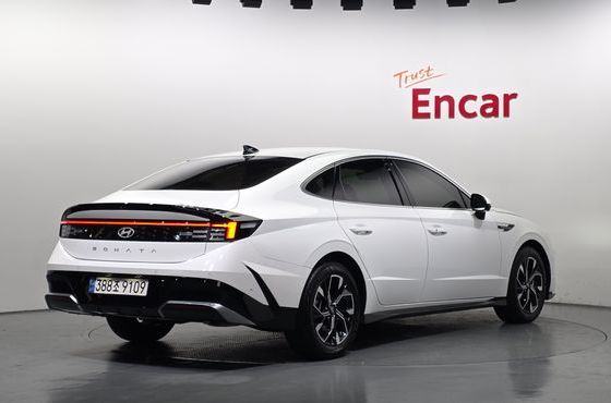 Hyundai Sonata 2.0 Exclusive — пробег 19 355 км — фото 2 из 5