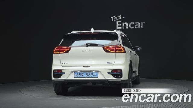 Kia Niro Noblesse — пробег 75 365 км — фото 4 из 5