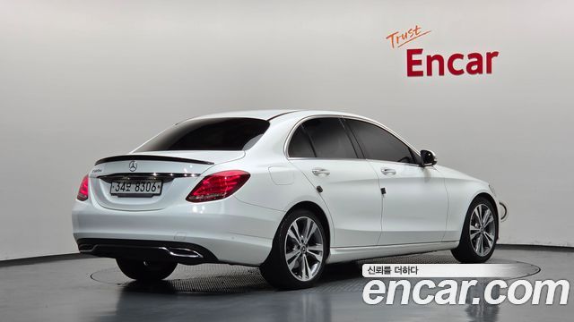 Mercedes-Benz C-Class из Кореи Encar