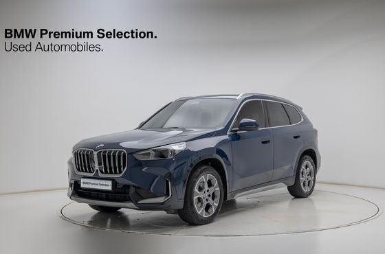 BMW X1 xDrive 20i xLine — пробег 4 849 км — фото 1 из 5