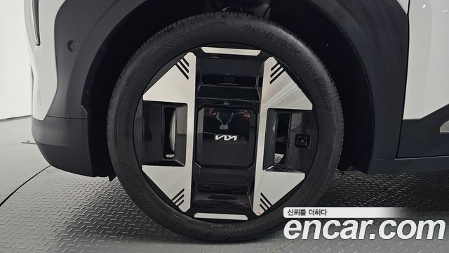 Kia EV3 из Кореи Encar