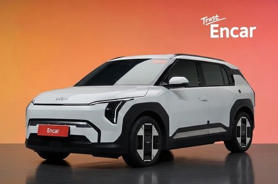 Kia EV3 Long Range 2WD Earth — пробег 10 184 км — фото 1 из 5