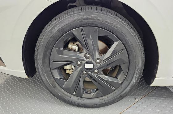 Hyundai AVANTE Smart — пробег 50 552 км — фото 5 из 5