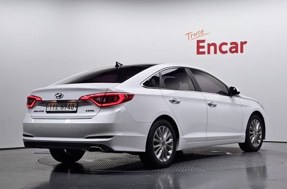Hyundai Sonata 2.0 Smart — пробег 161 000 км — фото 2 из 5