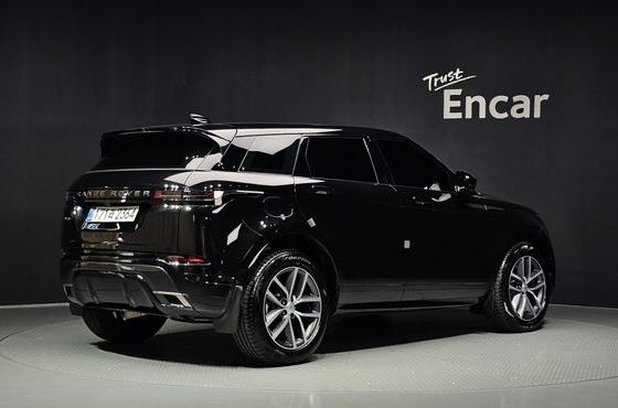 Land Rover Range Rover Evoque P250 Dynamic SE — пробег 5 287 км — фото 2 из 5