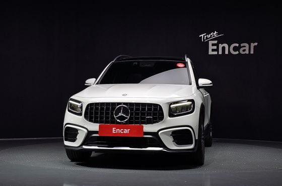 Mercedes-Benz GLB-Class AMG GLB35 4MATIC — пробег 10 310 км — фото 3 из 5