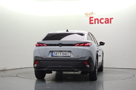 Peugeot 408 1.2 Pure Tech GT — пробег 3 861 км — фото 4 из 5