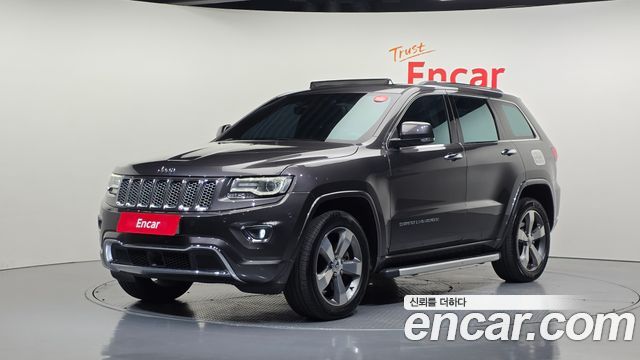 Jeep Cherokee 3.0 Diesel Overland WK2 — пробег 108 368 км — фото 1 из 5