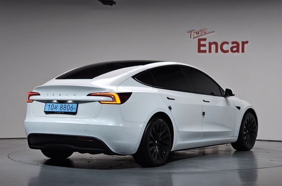 Tesla Model 3 RWD — пробег 9 940 км — фото 2 из 5