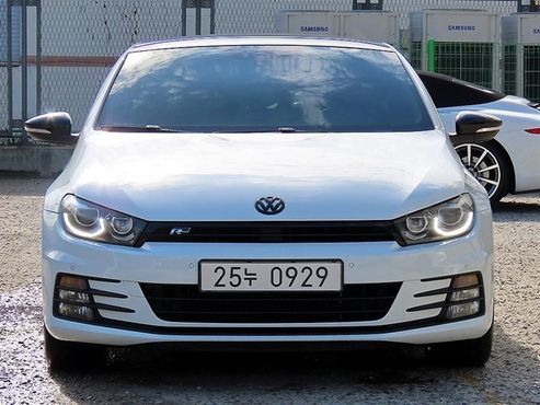 Volkswagen Scirocco 2.0 TDI R-Line — пробег 183 059 км — фото 1 из 2