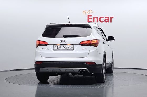 Hyundai Santafe Diesel(e-VGT) 2.0 2WD Premium — пробег 114 934 км — фото 4 из 5