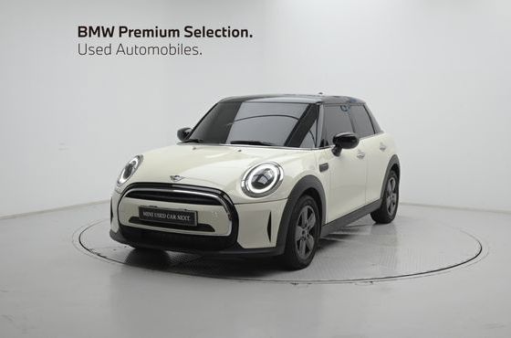Mini Cooper 5Door Classic Third Generation — пробег 23 325 км — фото 1 из 5