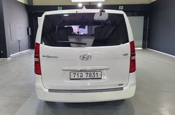 Hyundai Starex 4WD Wagon 12-Seater Smart — пробег 53 783 км — фото 4 из 5