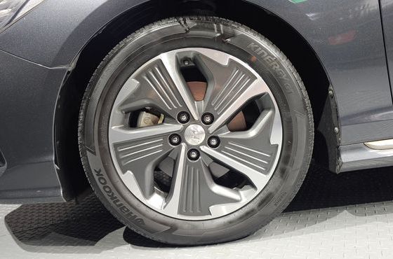 Hyundai Sonata Premium — пробег 158 835 км — фото 5 из 5