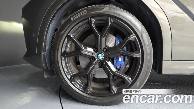 BMW X6 xDrive40i M Sport — пробег 71 973 км — фото 5 из 5