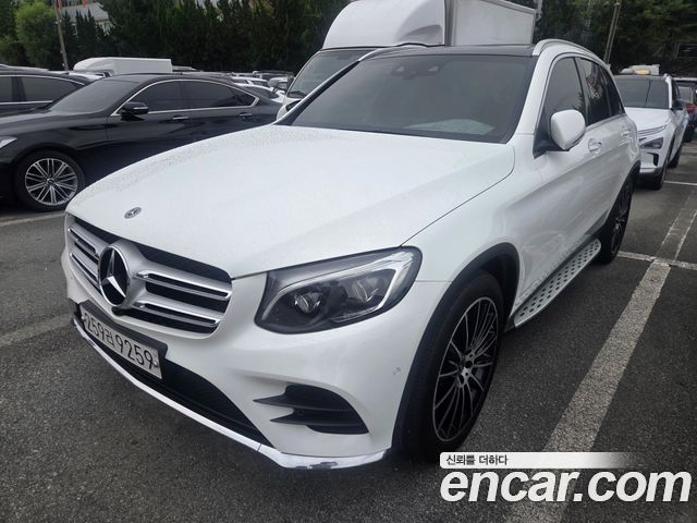 Mercedes-Benz GLC-Class GLC300 4MATIC AMG Line — пробег 43 651 км — фото 2 из 5