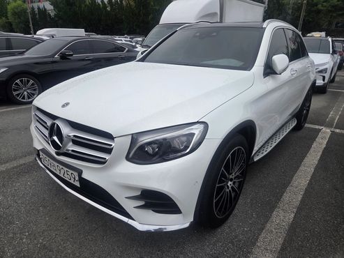 Mercedes-Benz GLC-Class GLC300 4MATIC AMG Line — пробег 43 651 км — фото 2 из 5