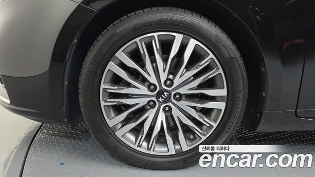 Kia K7 из Кореи Encar