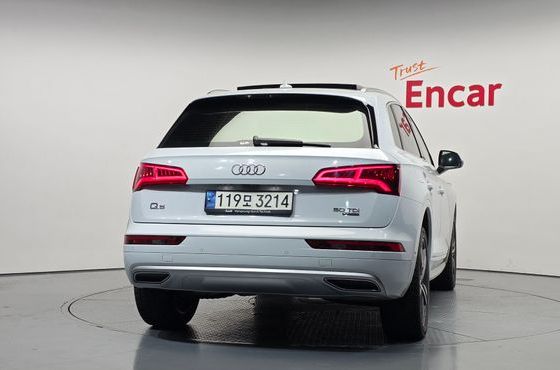 Audi Q5 50 TDI Quattro Premium — пробег 81 421 км — фото 4 из 5