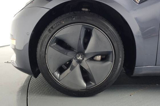 Tesla Model 3 Long Range AWD — пробег 77 986 км — фото 5 из 5