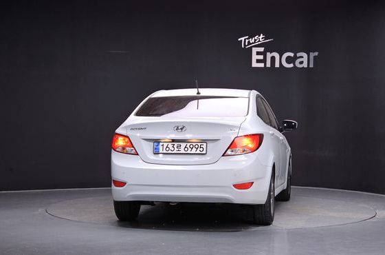 Hyundai Accent 1.4 VVT Value Plus — пробег 96 929 км — фото 4 из 5