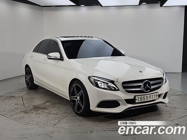 Mercedes-Benz C-Class C220 d Avantgarde — пробег 140 000 км — фото 2 из 5