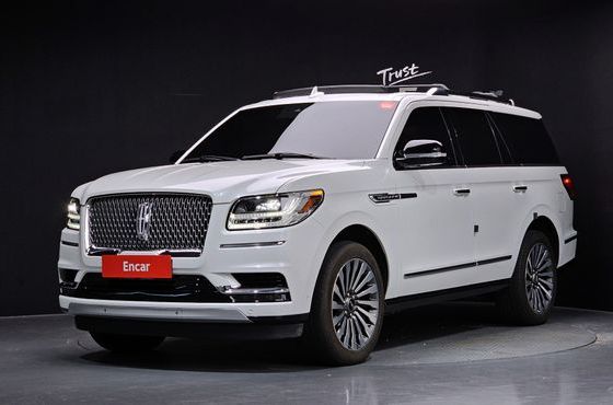 Lincoln Navigator 3.5L — пробег 123 198 км — фото 1 из 5