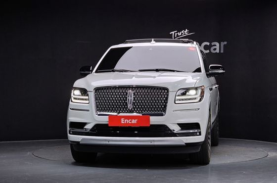 Lincoln Navigator 3.5L — пробег 123 198 км — фото 3 из 5