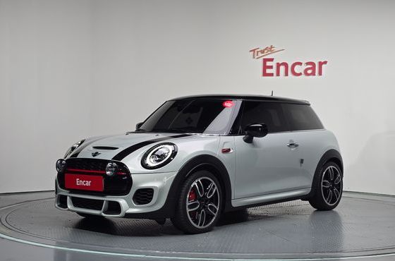 Mini Cooper JCW 3rd Generation — пробег 21 228 км — фото 1 из 5