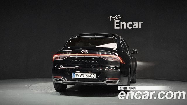 Hyundai Grandeur из Кореи Encar