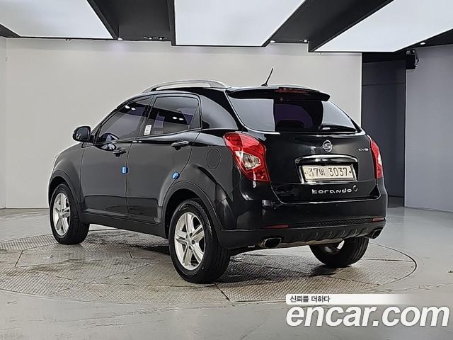 Ssangyong KORANDO 2.0 CVT 2WD Deluxe — пробег 176 344 км — фото 3 из 5