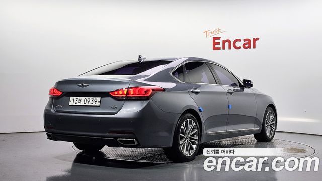 Hyundai Genesis из Кореи Encar