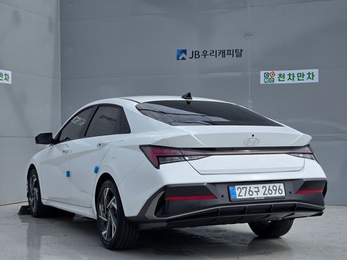 Hyundai AVANTE Modern — пробег 7 607 км — фото 4 из 5