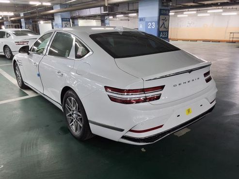 Genesis G80 Gasoline 2.5 Turbo AWD — пробег 6 км — фото 2 из 5