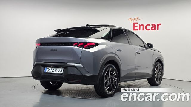 Peugeot 3008 1.2 Hybrid GT — пробег 11 576 км — фото 2 из 5