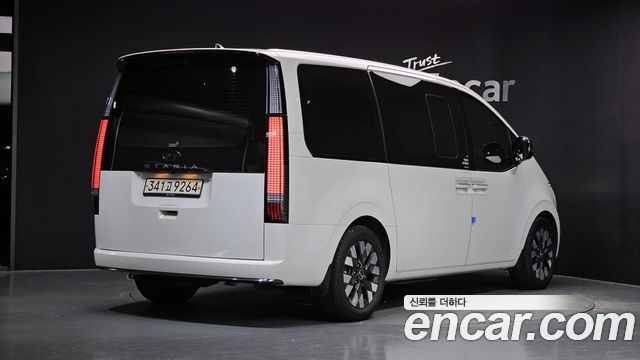 Hyundai Staria из Кореи Encar
