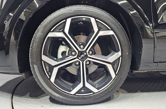 Kia Niro Signature — пробег 31 759 км — фото 5 из 5